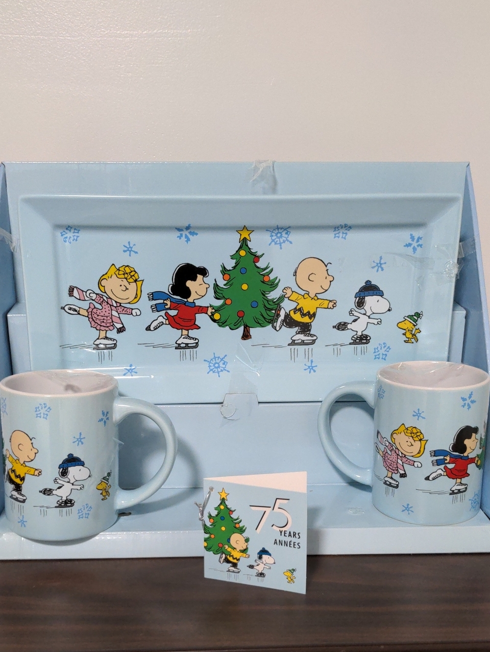 Peanuts Ice Skating Holiday Mug and Tray Set - Light Blue